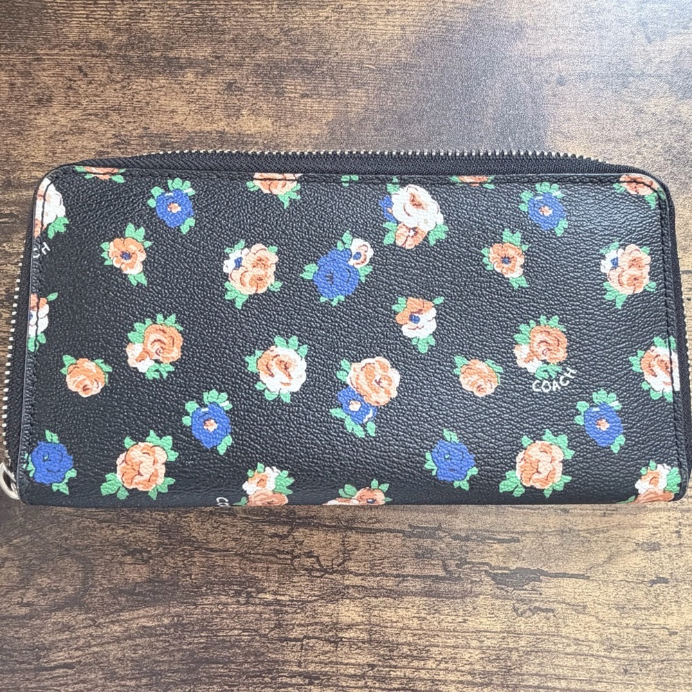 Coach Black Floral Rose Accordion Zip Wallet - Picture 7 of 9